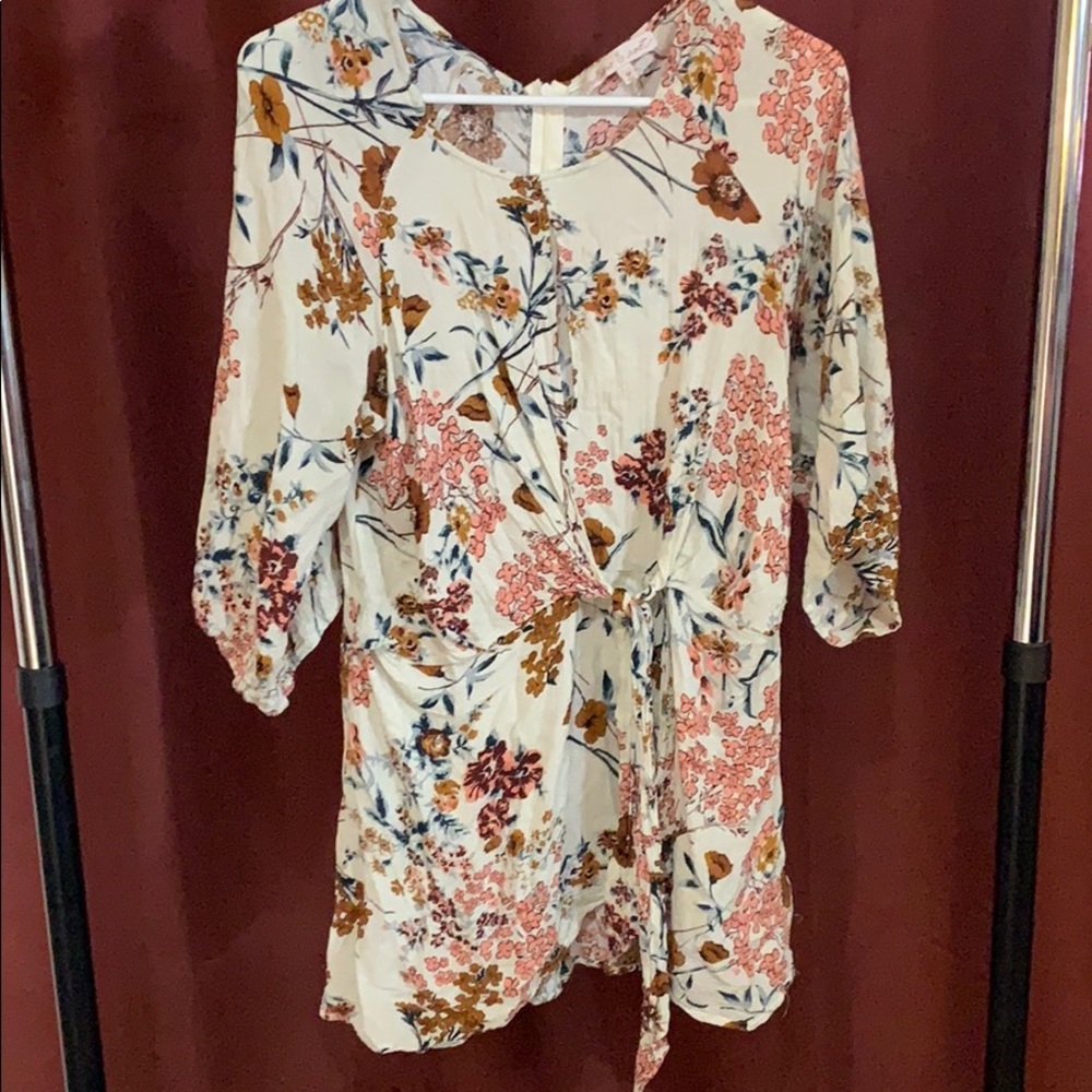 Willow and Root keyhole tunic